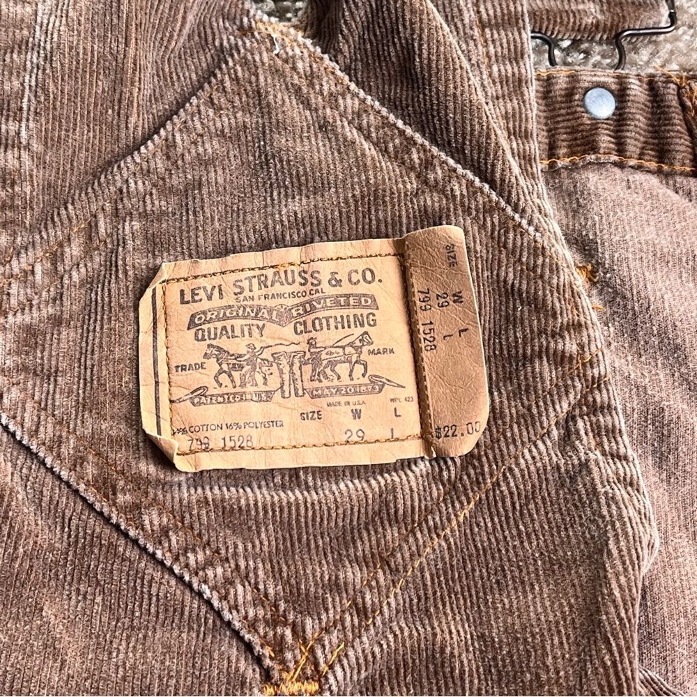 VTG 70’s Corduroy Flared Women’s LEVIS Bib Overalls 29W *SOLD* - Picture 6 of 16